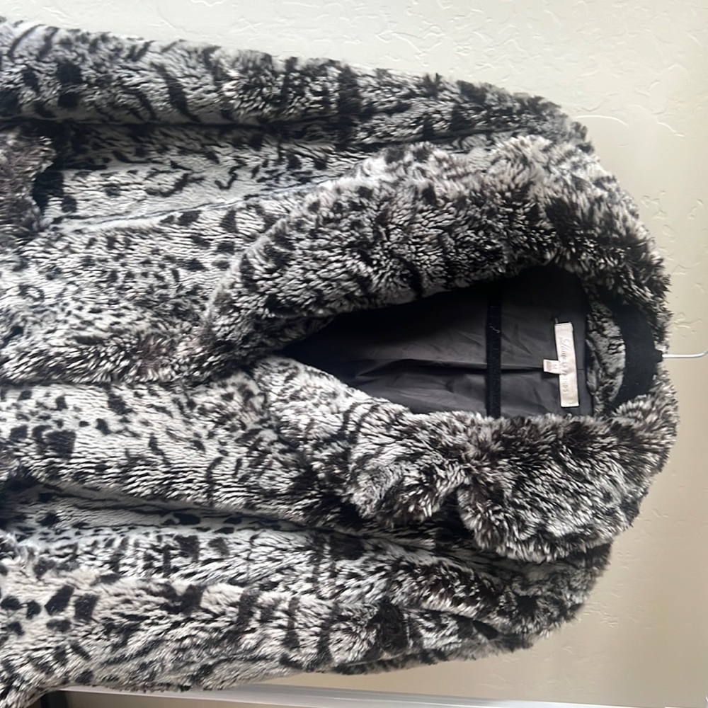 Faux Fur Lovers and Friends winter jacket